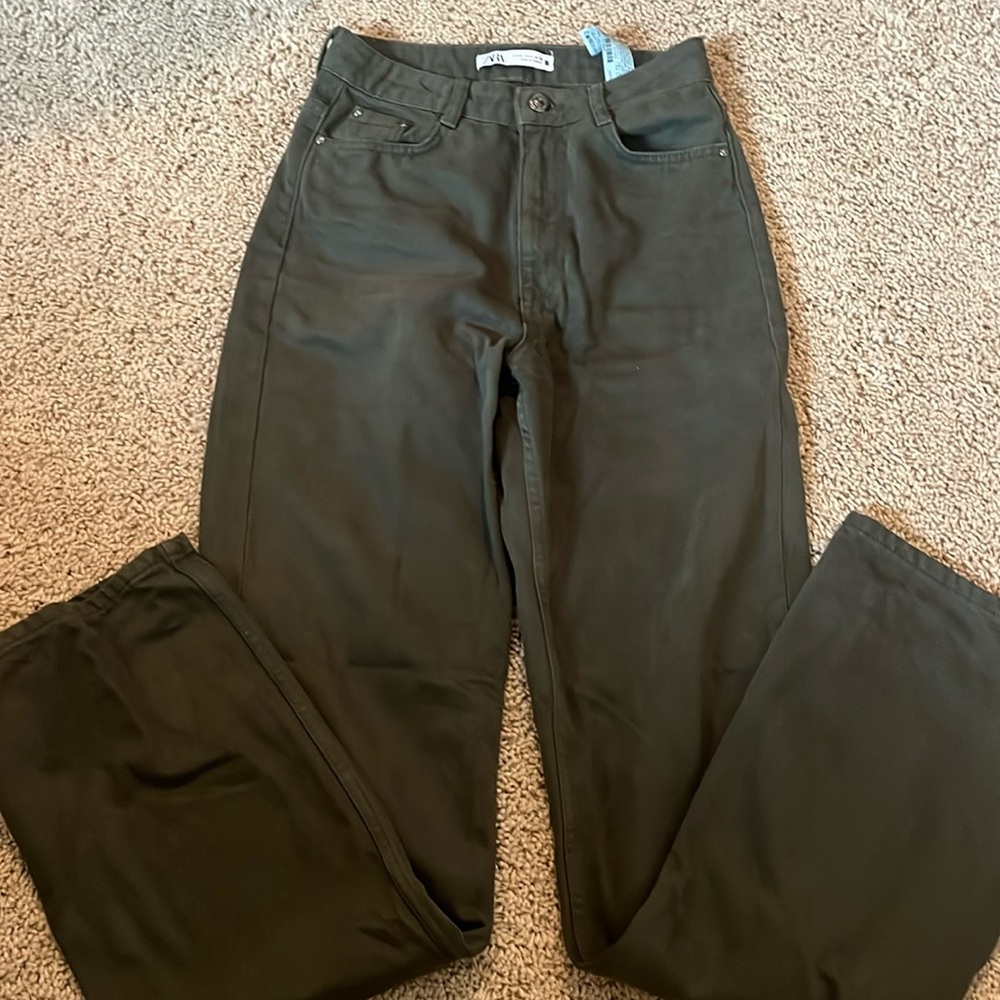 OLIVE GREEN ZARA JEANS